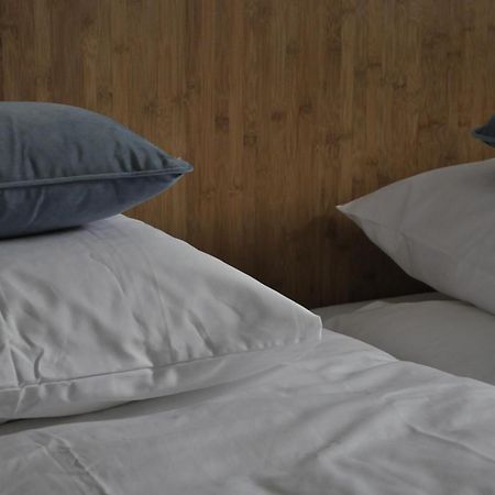 Dock Hotel Стелендам Екстериор снимка